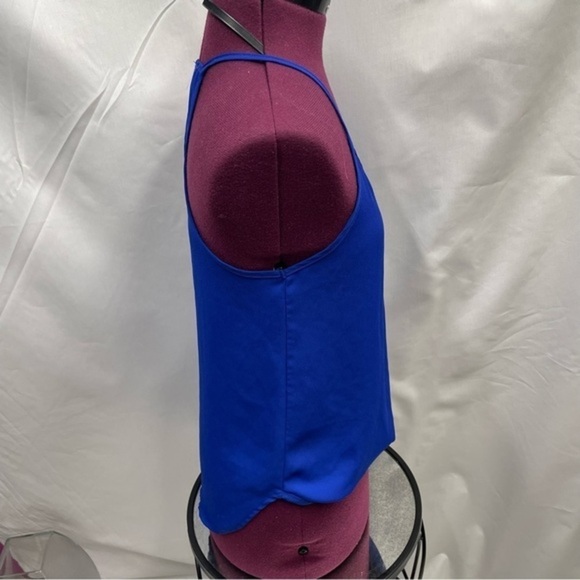 Thin royal blue lily white xs top - Picture 3 of 6